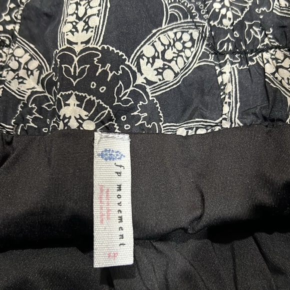 FP Movement The Way Home Bandana Print Shorts size Small - Picture 7 of 8